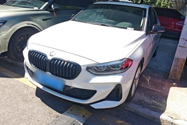 BMW 1 Series 2021 Revised 120i M Sport Night Edition d’occasion