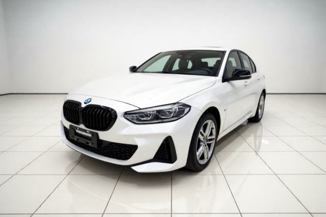 Ojetý BMW 1 Series 2021 120i M Sport Night Edition