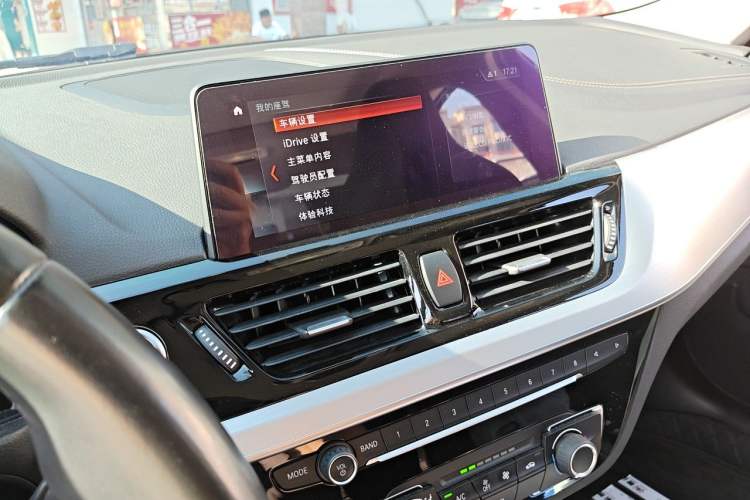 Used BMW 1 Series 2021 125i M Sport Night Edition Audio And AC Panel