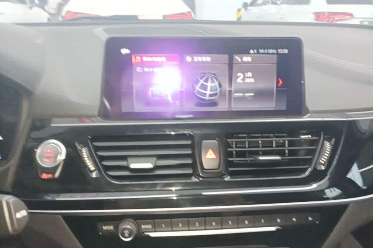 Used BMW 1 Series 2021 125i M Sport Night Edition Audio And AC Panel