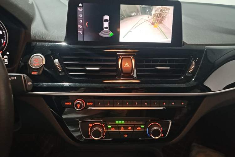 Used BMW 1 Series 2021 120i M Sport Edition Audio And AC Panel