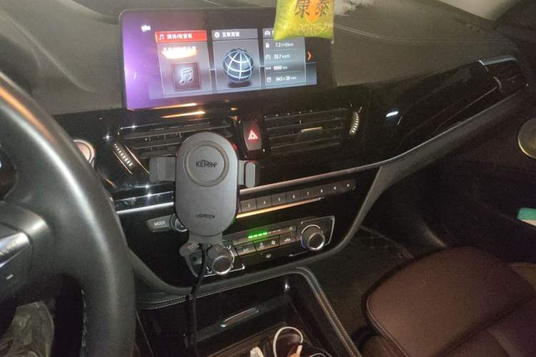 Used BMW 1 Series 2021 120i M Sport Night Edition Audio And AC Panel