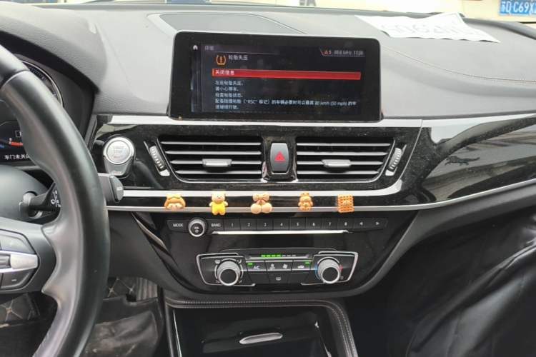 Used BMW 1 Series 2021 125i M Sport Night Edition Audio And AC Panel