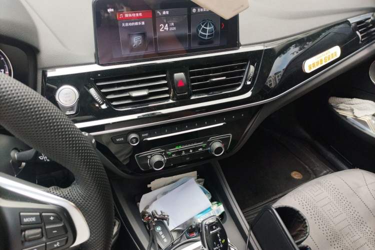 Used BMW 1 Series 2021 120i M Sport Edition Audio And AC Panel