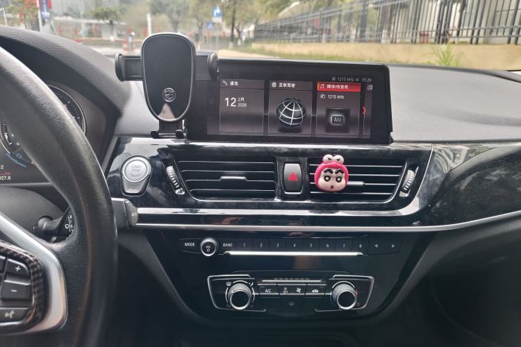 Used BMW 1 Series 2021 120i M Sport Edition Audio And AC Panel