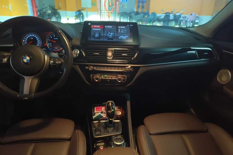 Used BMW 1 Series 2021 Revised 120i M Sport Night Edition Audio And AC Panel