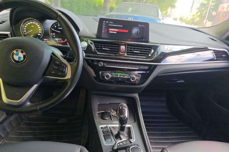 Used BMW 1 Series 2021 120i M Sport Edition Audio And AC Panel