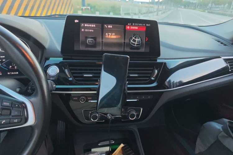 Used BMW 1 Series 2021 120i M Sport Edition Audio And AC Panel