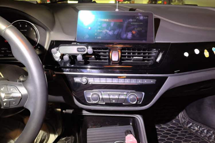Used BMW 1 Series 2021 120i M Sport Night Edition Audio And AC Panel