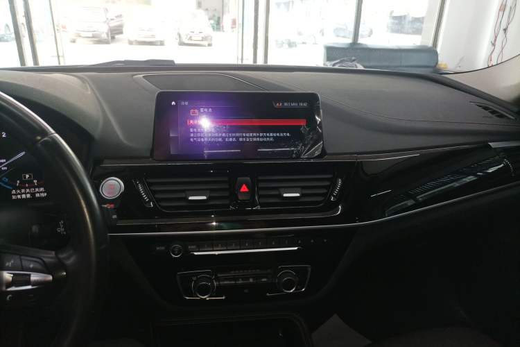 Used BMW 1 Series 2021 120i M Sport Night Edition Audio And AC Panel
