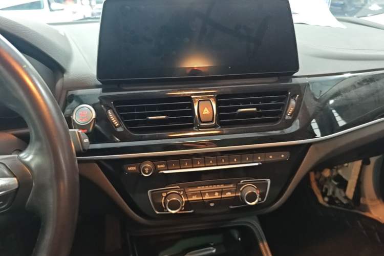 Used BMW 1 Series 2021 Revised 120i M Sport Night Edition Audio And AC Panel