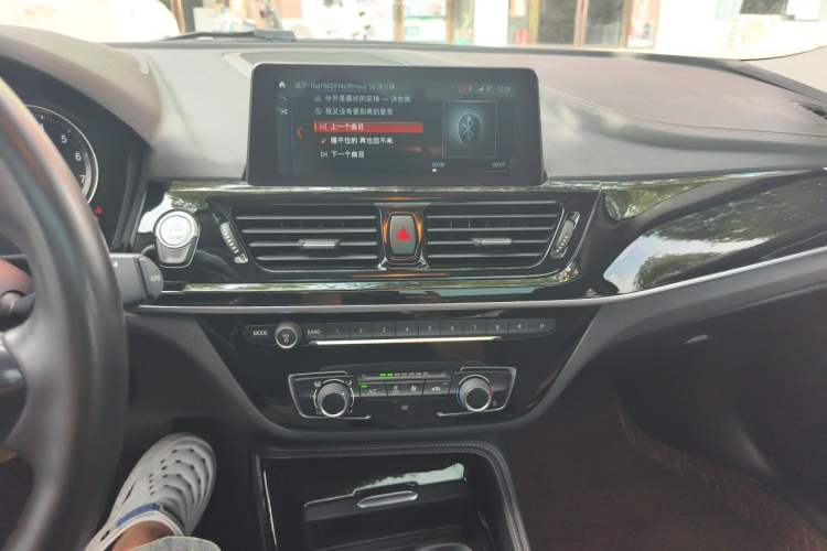Used BMW 1 Series 2021 120i M Sport Night Edition Audio And AC Panel