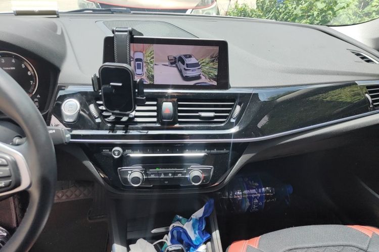 Used BMW 1 Series 2021 120i M Sport Edition Audio And AC Panel