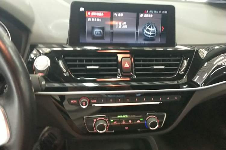 Used BMW 1 Series 2021 120i M Sport Edition Audio And AC Panel