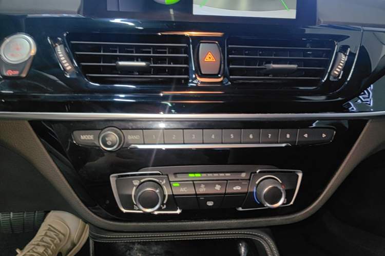 Used BMW 1 Series 2021 120i M Sport Night Edition Audio And AC Panel