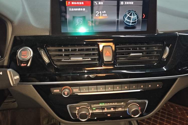 Used BMW 1 Series 2021 120i M Sport Edition Audio And AC Panel