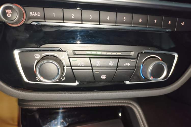 Used BMW 1 Series 2021 Restyled 125i M Sport Night Edition Audio And AC Panel