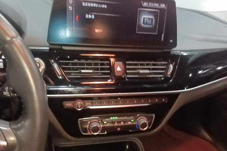 Used BMW 1 Series 2021 Revised 120i M Sport Night Edition Audio And AC Panel