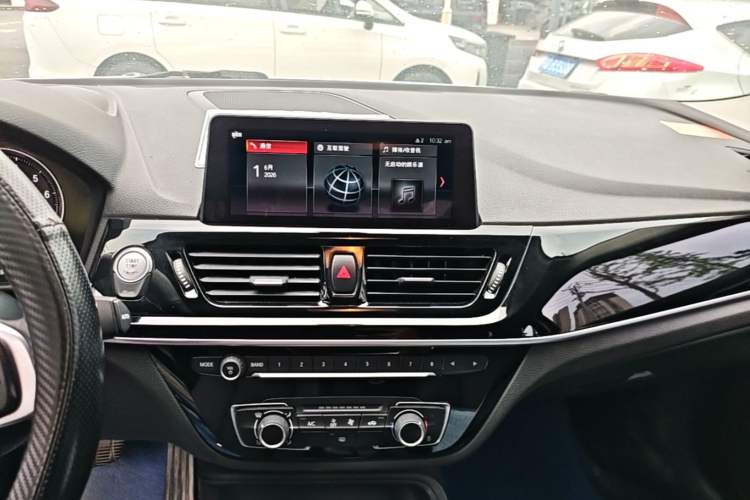 Used BMW 1 Series 2021 120i M Sport Edition Audio And AC Panel