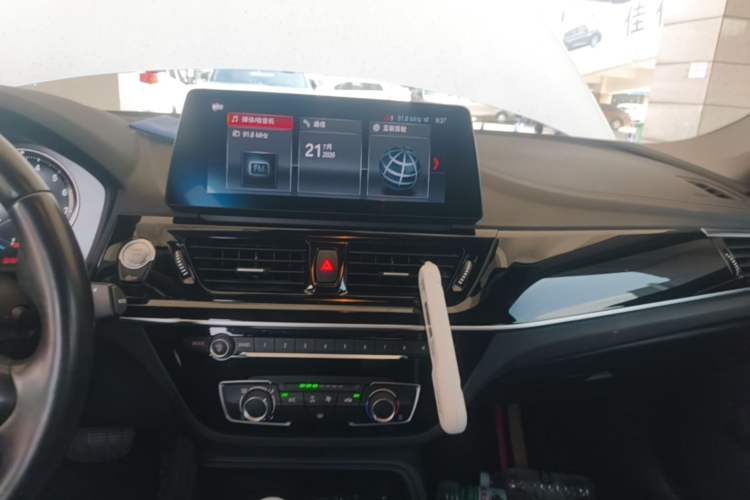 Used BMW 1 Series 2021 Revised 120i M Sport Night Edition Audio And AC Panel