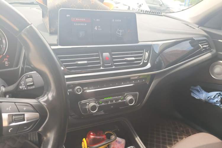 Used BMW 1 Series 2021 120i M Sport Night Edition Audio And AC Panel