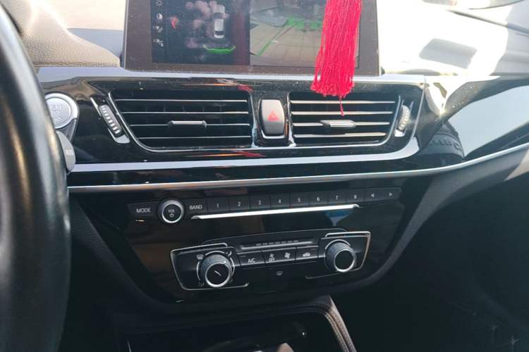 Used BMW 1 Series 2021 120i M Sport Night Edition Audio And AC Panel