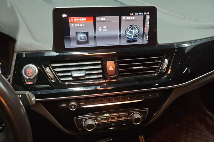 Used BMW 1 Series 2021 120i M Sport Night Edition Audio And AC Panel
