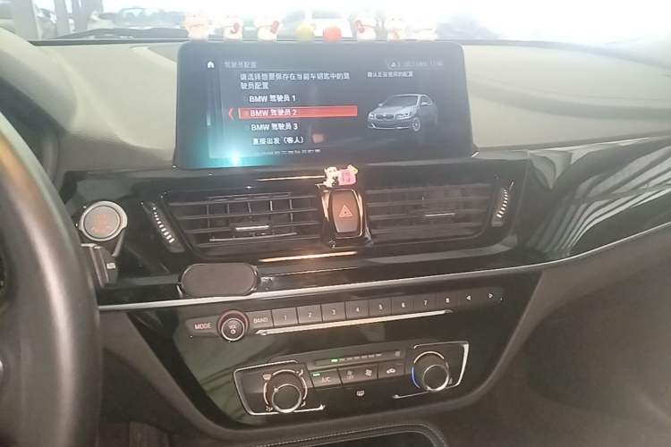 Used BMW 1 Series 2021 120i M Sport Night Edition Audio And AC Panel