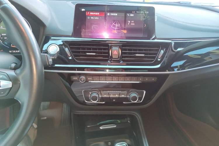 Used BMW 1 Series 2021 120i M Sport Night Edition Audio And AC Panel