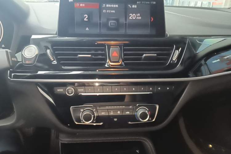 Used BMW 1 Series 2021 120i M Sport Night Edition Audio And AC Panel