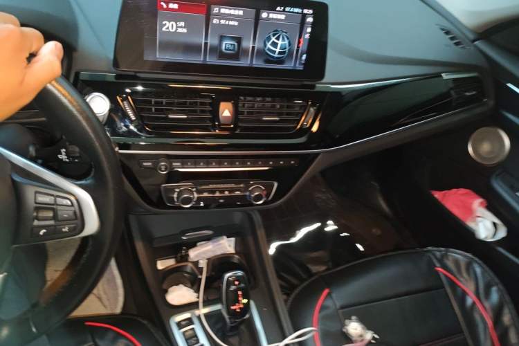 Used BMW 1 Series 2021 120i M Sport Edition Audio And AC Panel