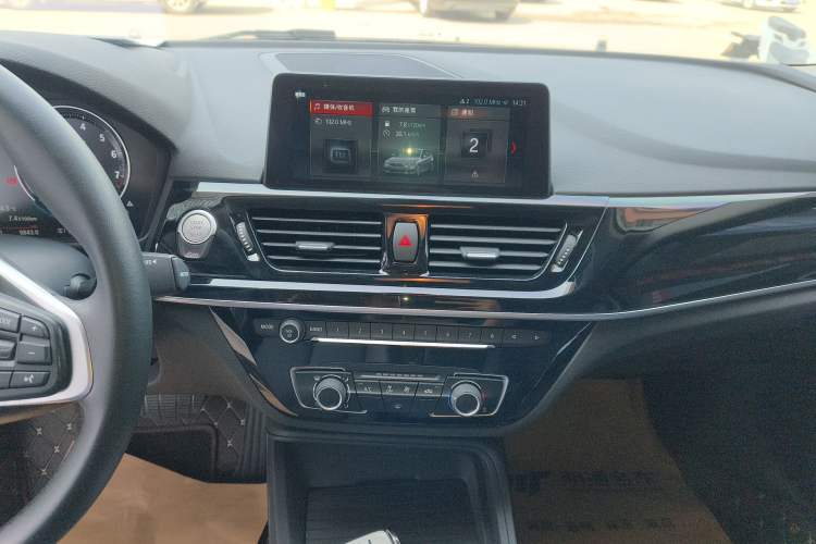 Used BMW 1 Series 2021 120i M Sport Edition Audio And AC Panel