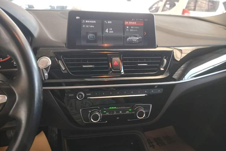 Used BMW 1 Series 2021 120i M Sport Night Edition Audio And AC Panel