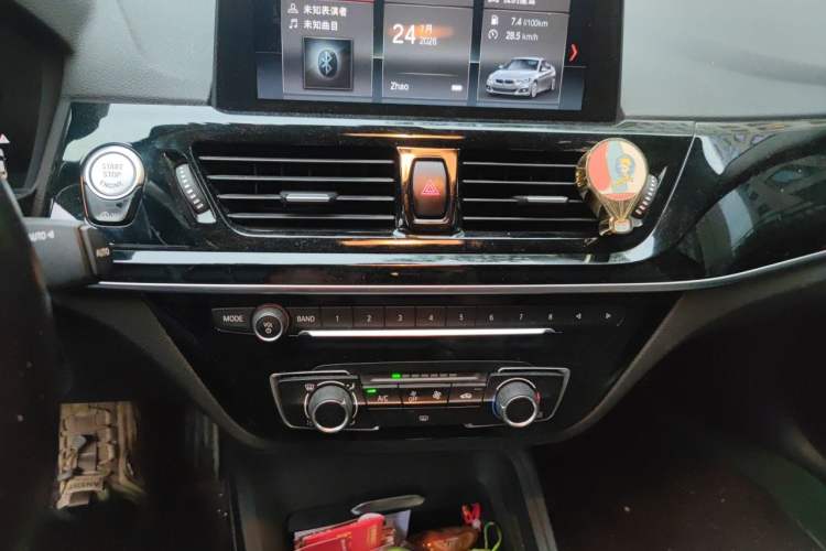 Used BMW 1 Series 2021 120i M Sport Edition Audio And AC Panel