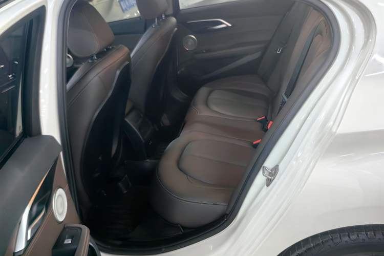 Used BMW 1 Series 2021 Revised 120i M Sport Night Edition Audio And AC Panel