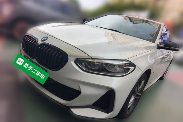 Używany BMW 1 Series 2021 Revised 120i M Sport Night Edition Guazi used car, China used car export, Used car for sale, Used cars, Cheapest cars for sale