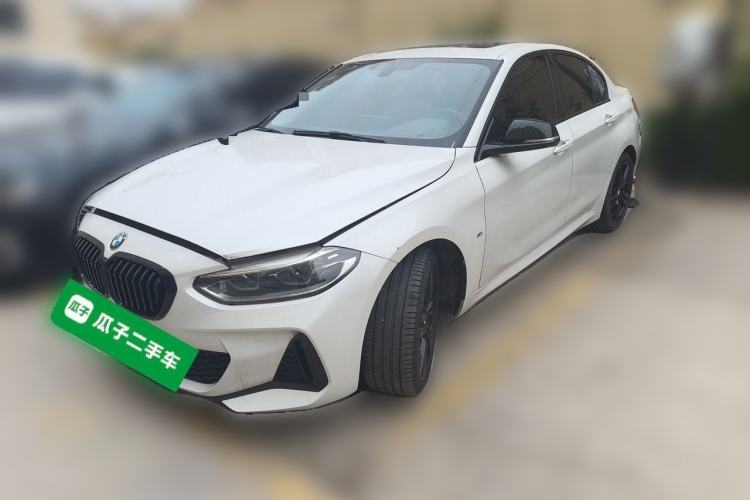 Used BMW 1 Series 2021 120i M Sport Night Edition Guazi used car, China used car export, Used car for sale, Used cars, Cheapest cars for sale