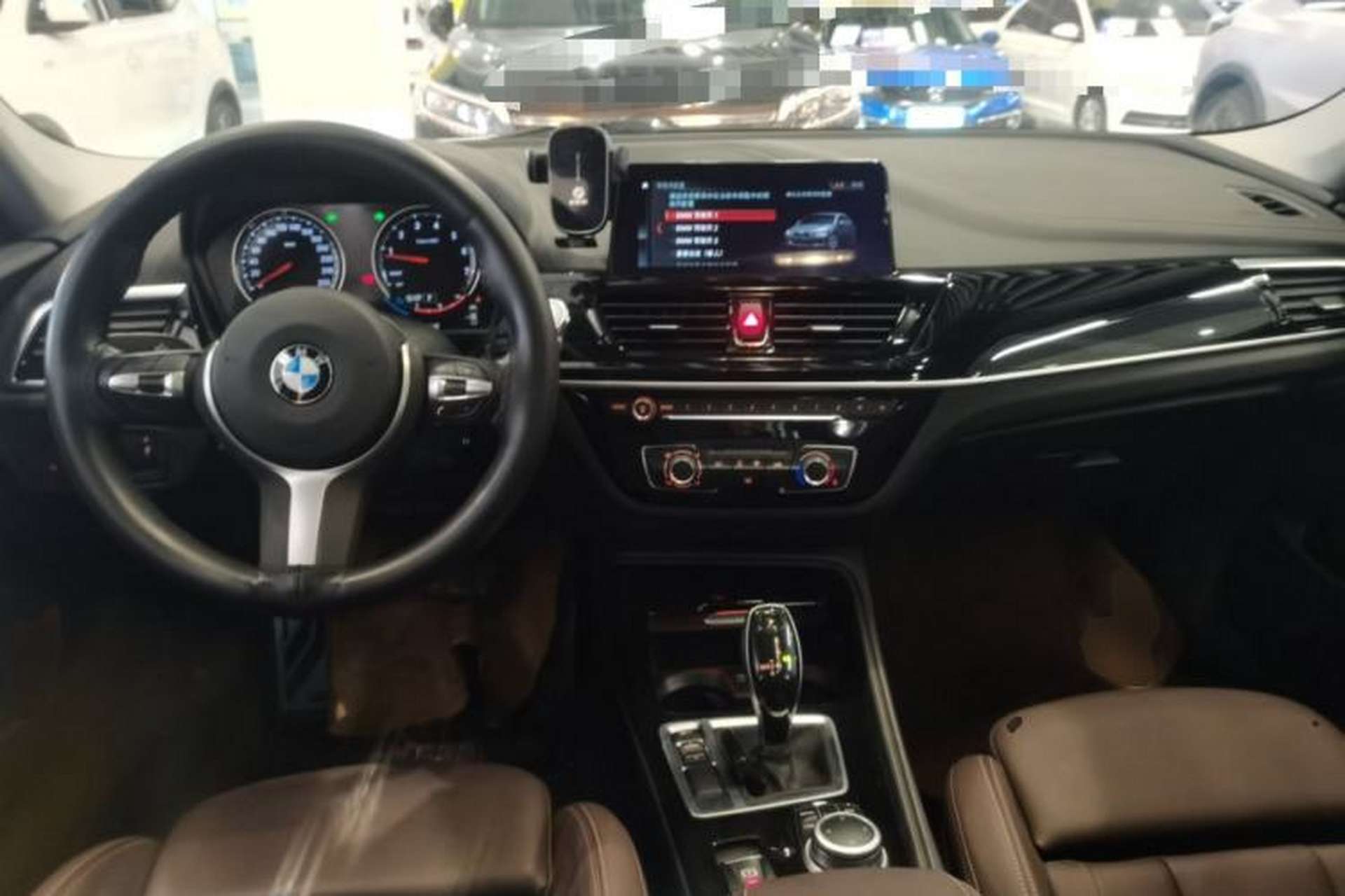Used BMW 1 Series 2021 125i M Sport Night Edition Center Console