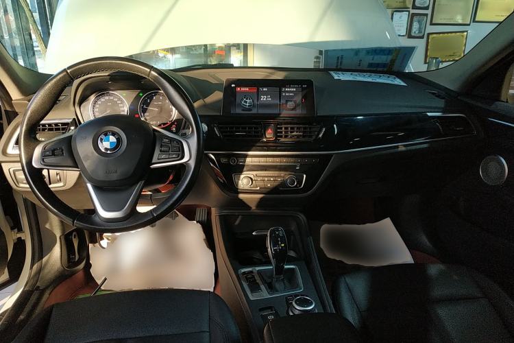 Used BMW 1 Series 2021 120i M Sport Edition Center Console