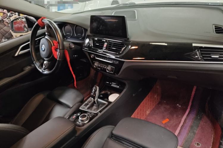 Used BMW 1 Series 2021 Revised 120i M Sport Night Edition Center Console