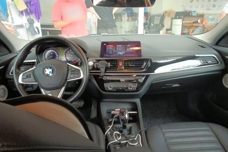 Used BMW 1 Series 2021 120i M Sport Edition Center Console