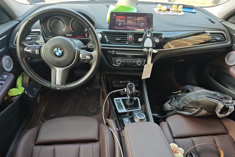Used BMW 1 Series 2021 125i M Sport Night Edition Center Console