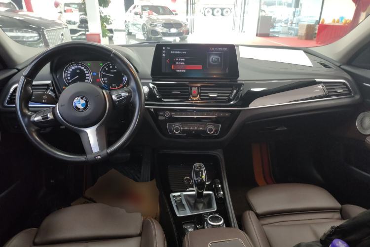 Used BMW 1 Series 2021 Revised 120i M Sport Night Edition Center Console