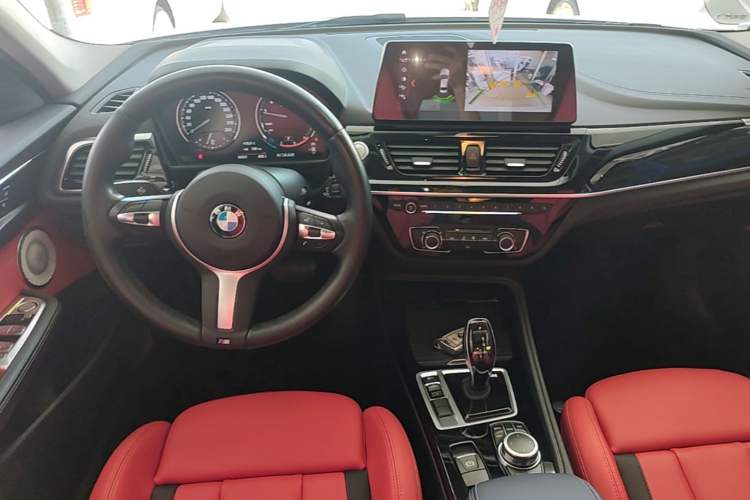 Used BMW 1 Series 2021 Revised 120i M Sport Night Edition Center Console