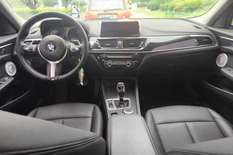 Used BMW 1 Series 2021 120i M Sport Edition Center Console