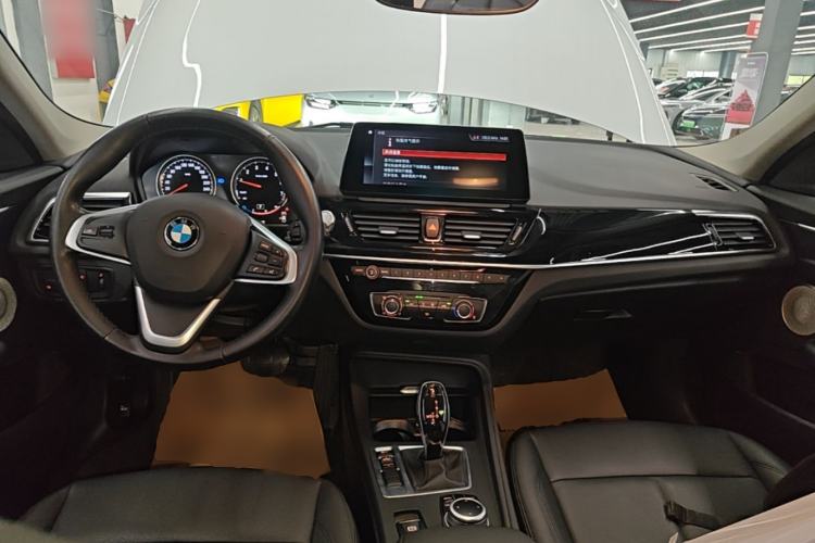 Used BMW 1 Series 2021 Revised 120i M Sport Edition Center Console