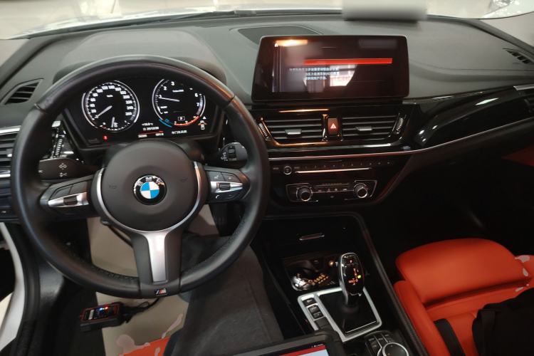 Used BMW 1 Series 2021 Revised 120i M Sport Night Edition Center Console