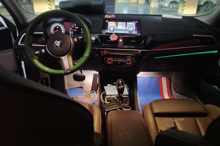 Used BMW 1 Series 2021 125i M Sport Night Edition Center Console
