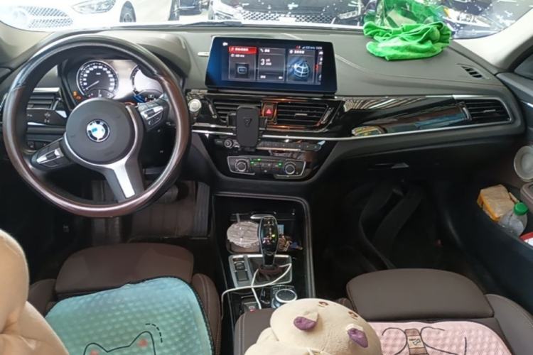 Used BMW 1 Series 2021 Revised 120i M Sport Night Edition Center Console