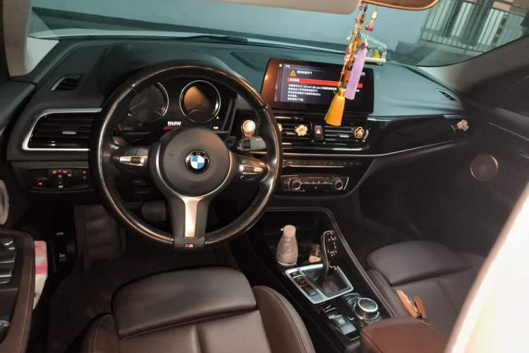 Used BMW 1 Series 2021 Revised 120i M Sport Night Edition Center Console